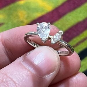 Signed Halia Modernist Sterling Silver 926 Cubic Zirconia Size 7 Ring